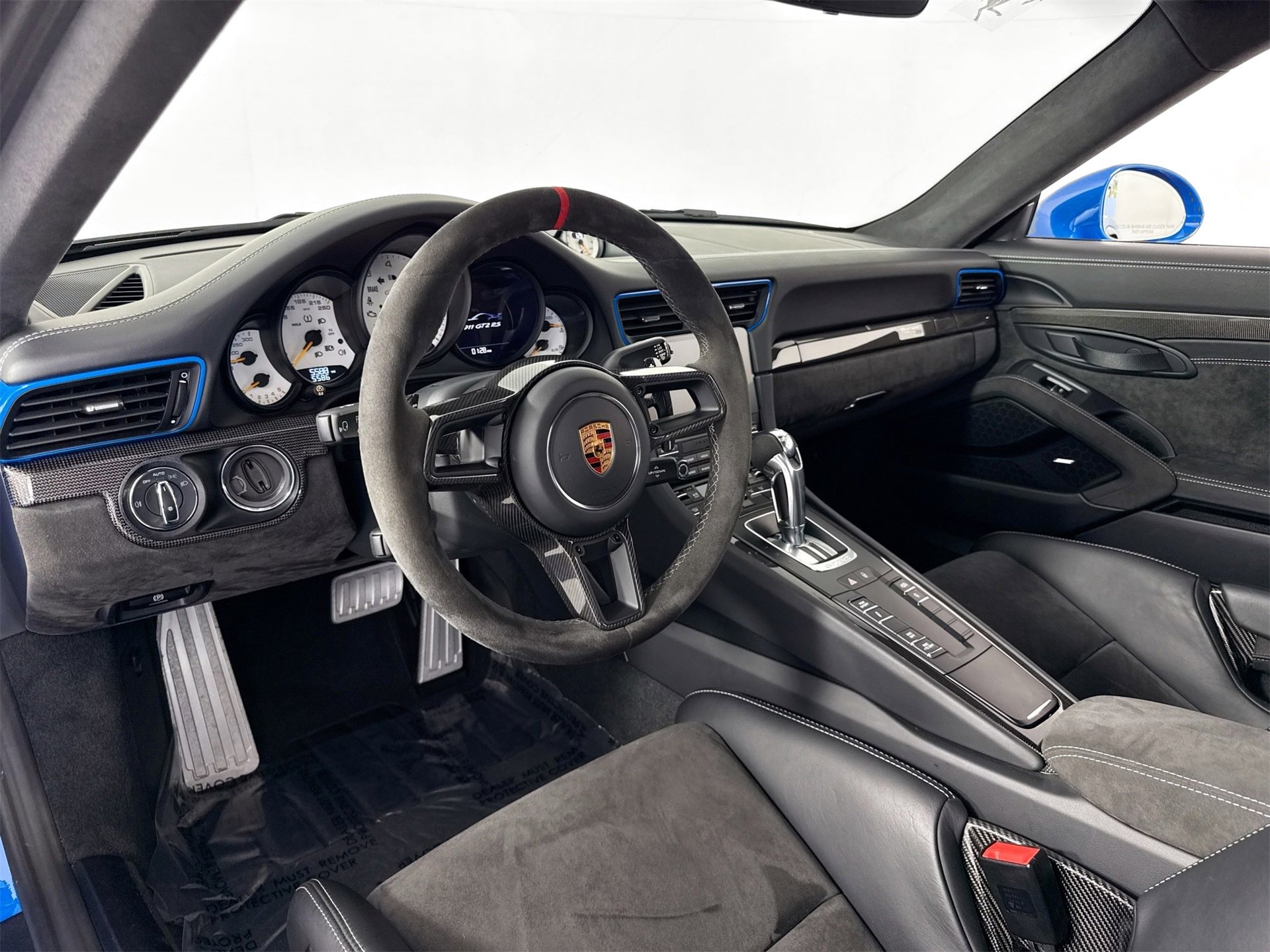 Used 2018 Porsche 911 GT2 RS image 19