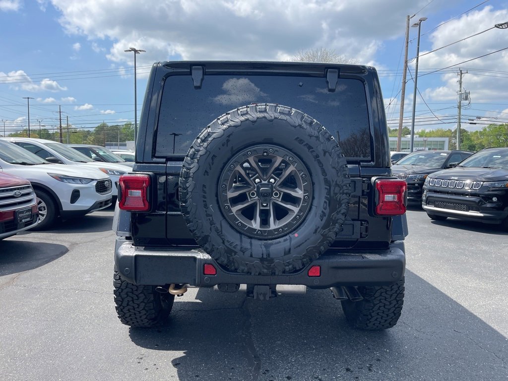 New 2025 Jeep Wrangler Unlimited Rubicon 392 image 5