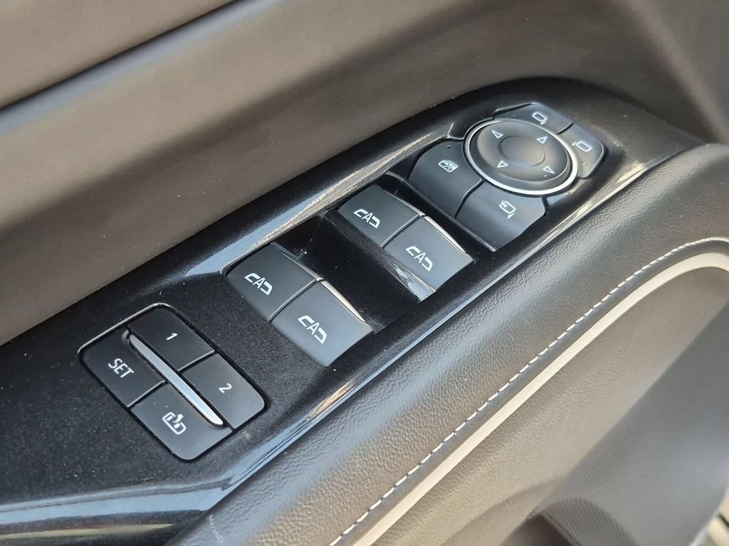 Certified 2024 Cadillac Escalade Sport Platinum w/ LPO, Floor Liner Package AWD/4WD image 16