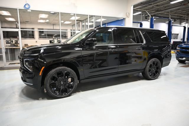 New 2026 Chevrolet Suburban High Country AWD/4WD image 7