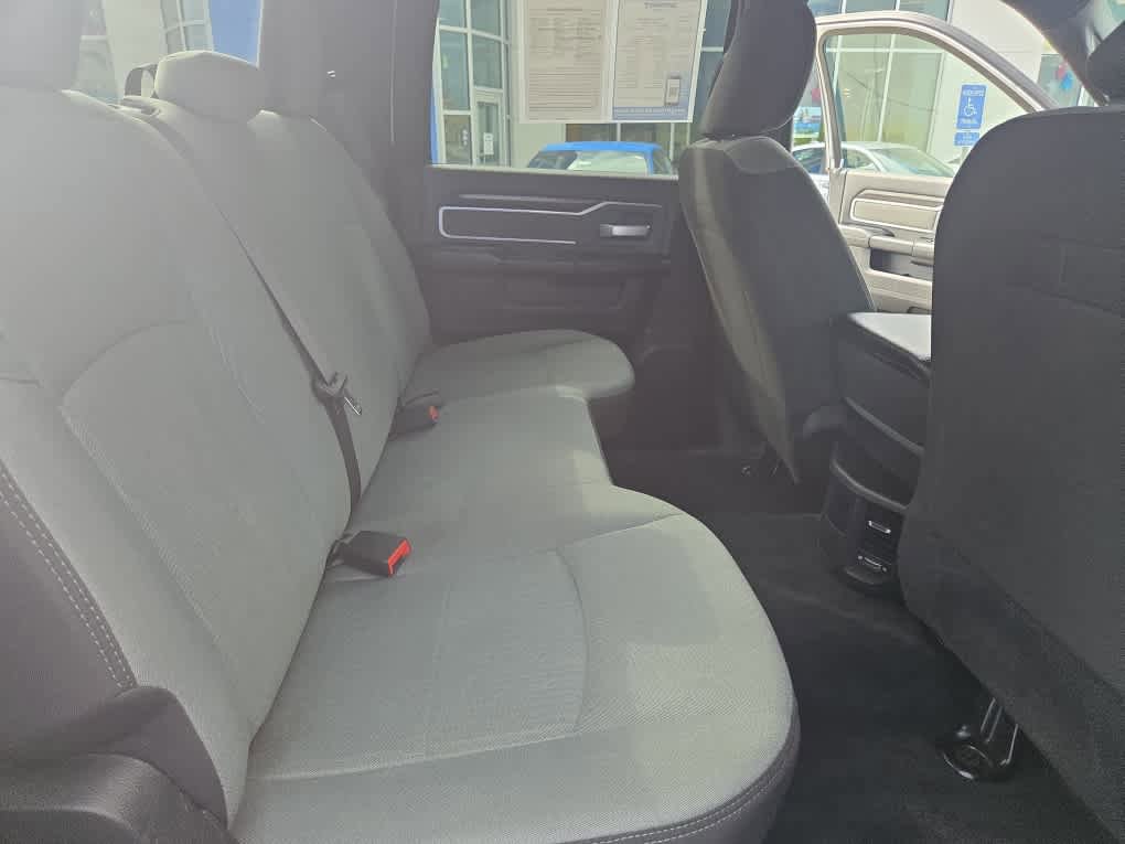 Used 2022 RAM 2500 Big Horn AWD/4WD image 43