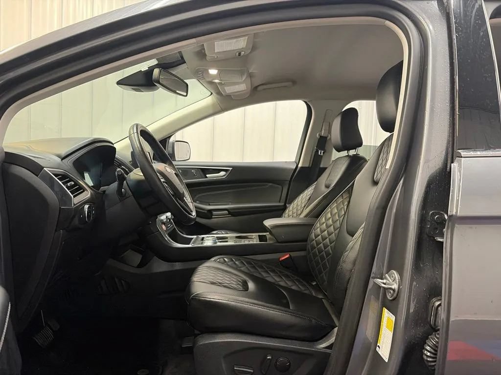 Used 2024 Ford Edge Titanium AWD/4WD image 11