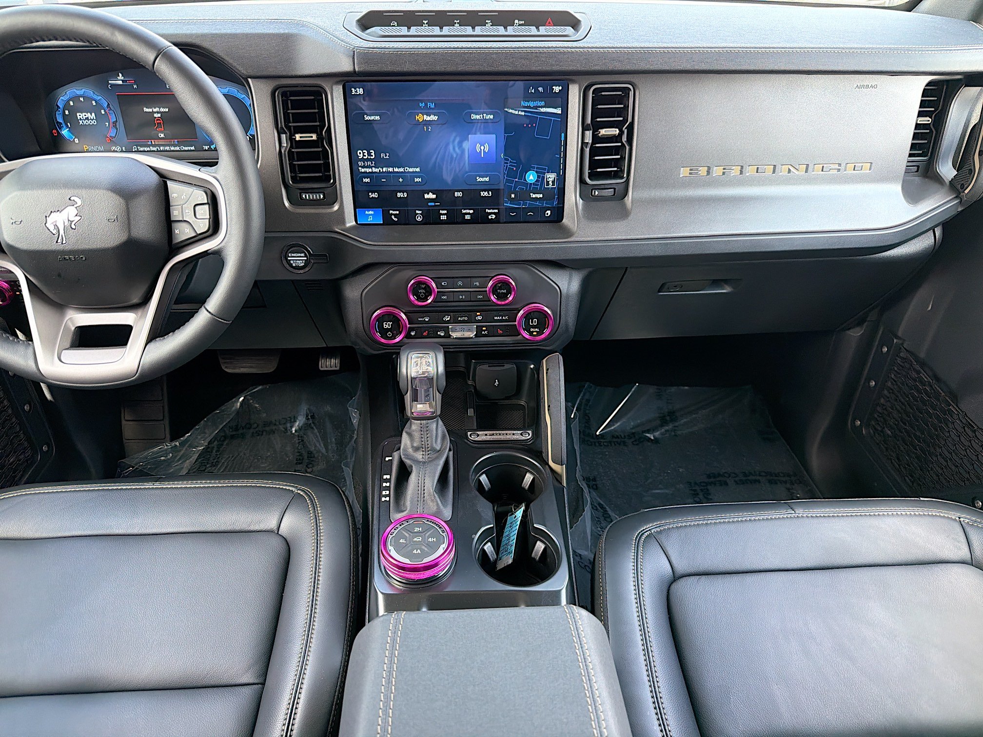 Used 2025 Ford Bronco Badlands AWD/4WD image 17