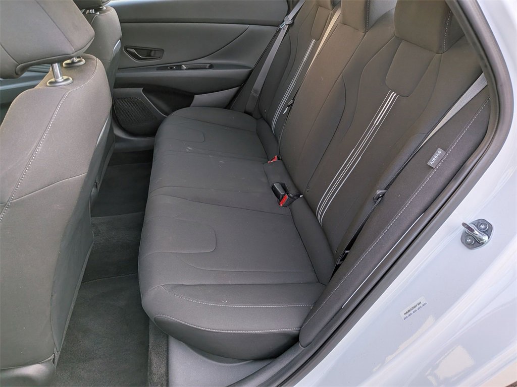 Certified 2025 Hyundai Elantra Sport w/ Cargo Package image 18
