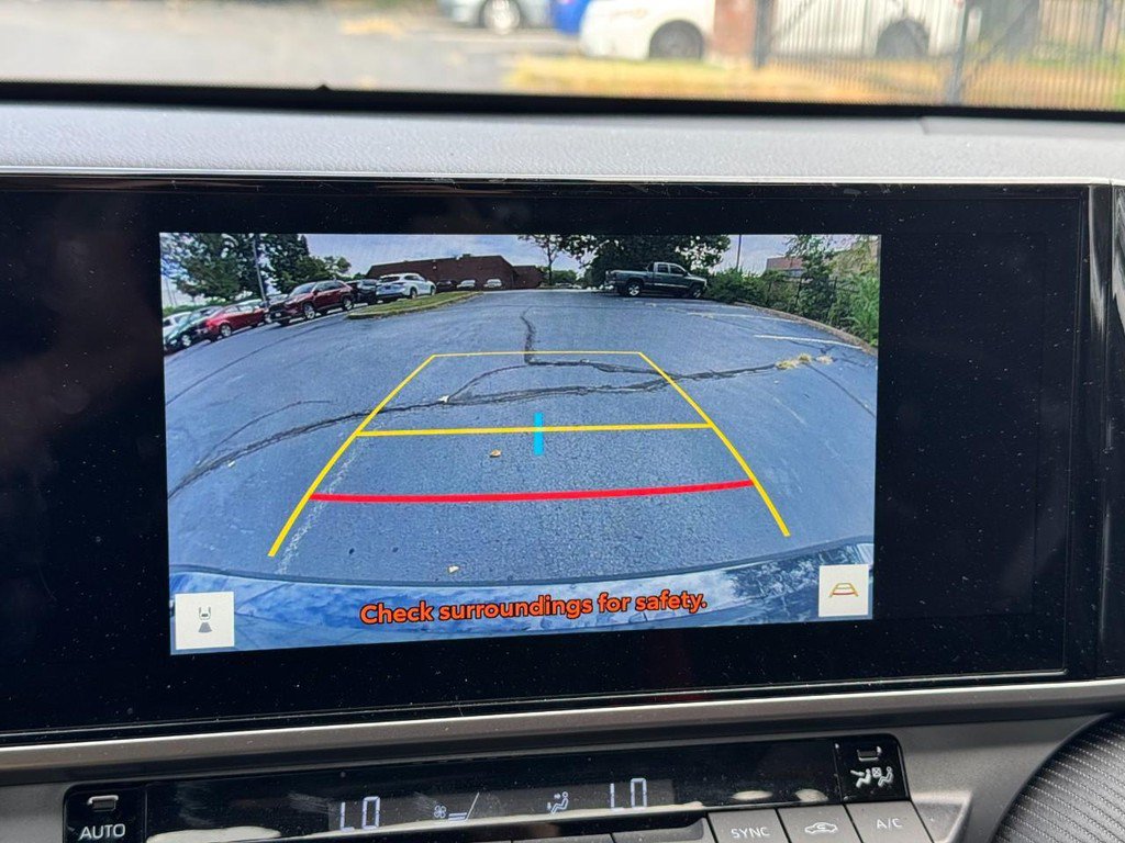 Used 2026 Toyota Camry SE w/ Multimedia Upgrade Package FWD image 30