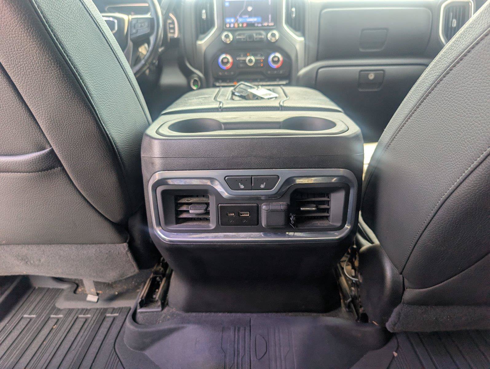 Used 2020 GMC Sierra 3500 Denali w/ Denali Ultimate Package AWD/4WD image 34