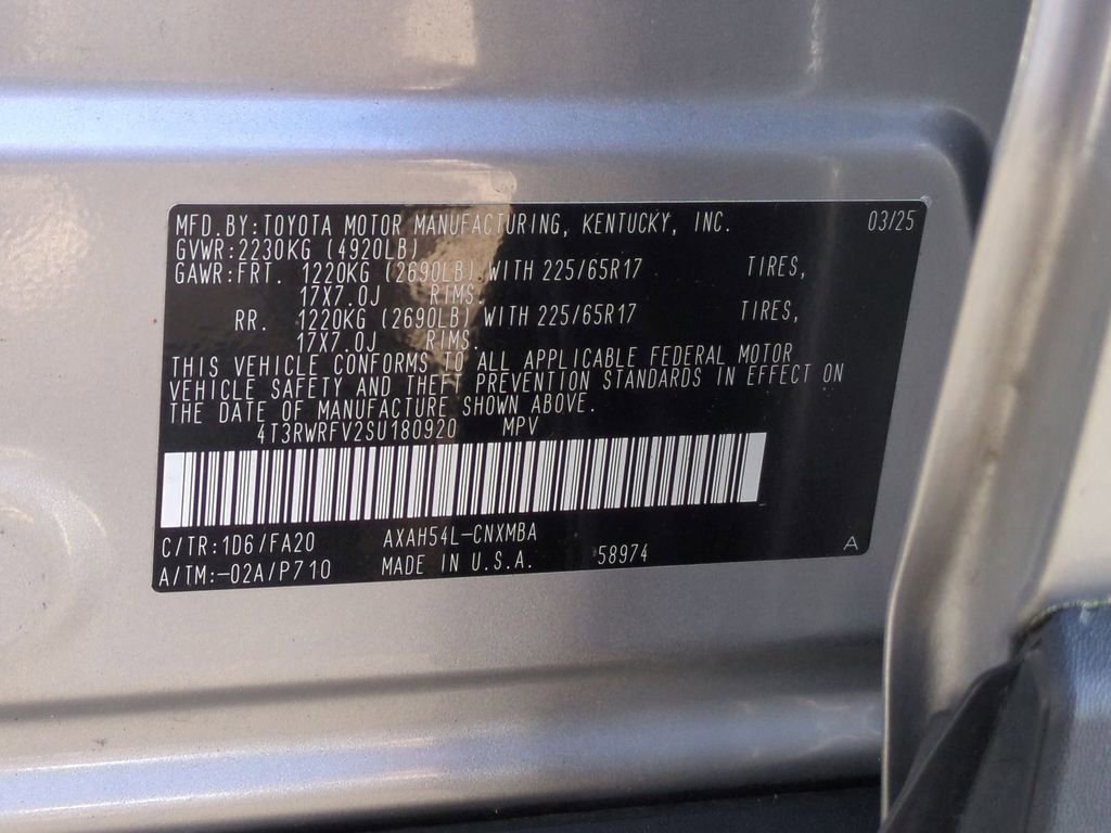 Used 2025 Toyota RAV4 XLE AWD/4WD image 34