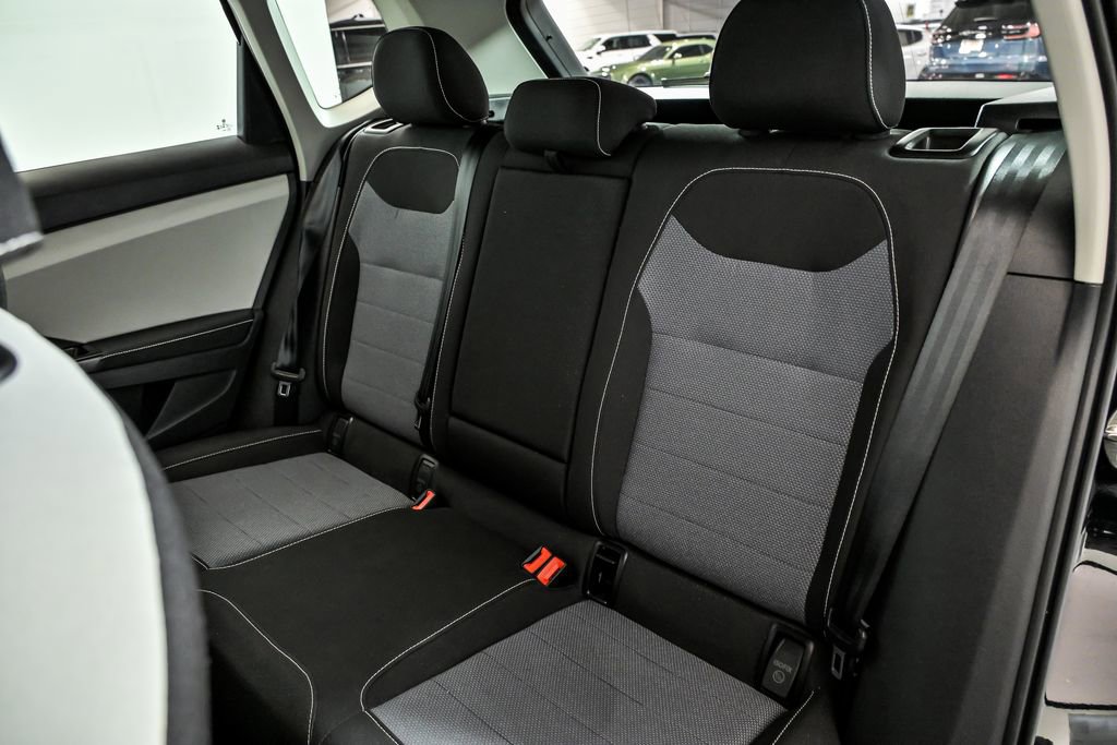 Used 2025 Volkswagen Taos S image 13