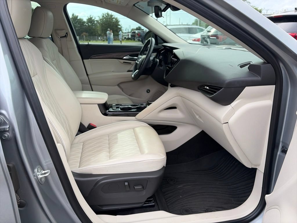 Used 2023 Buick Envision Avenir FWD image 9