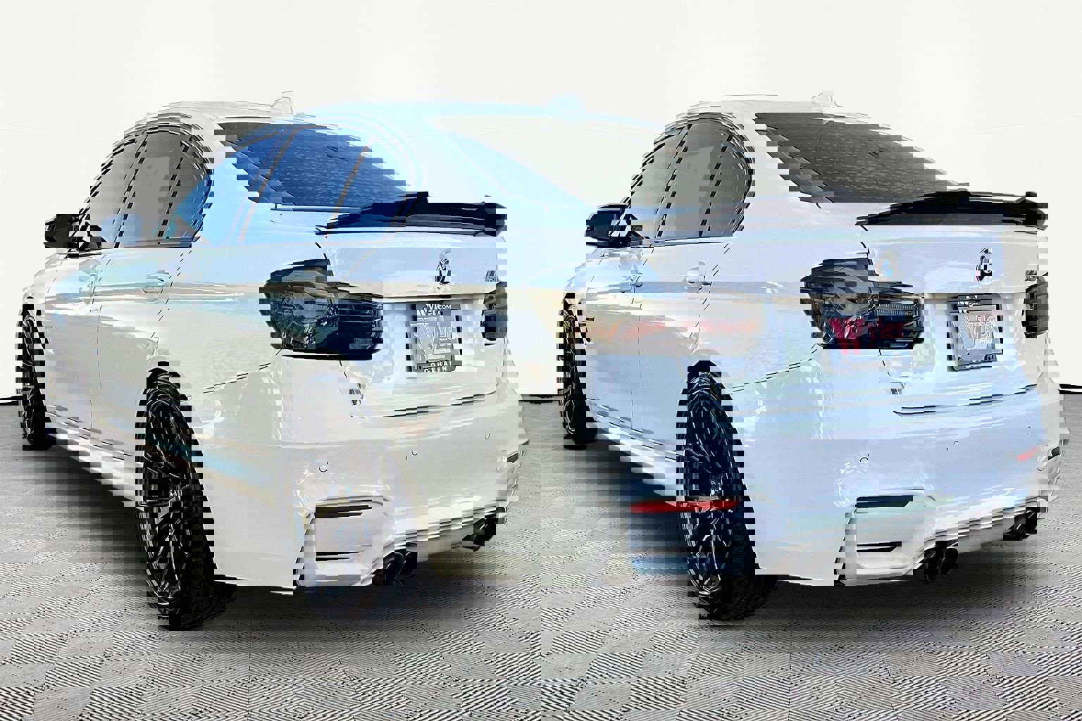 Used 2017 BMW M3 image 4