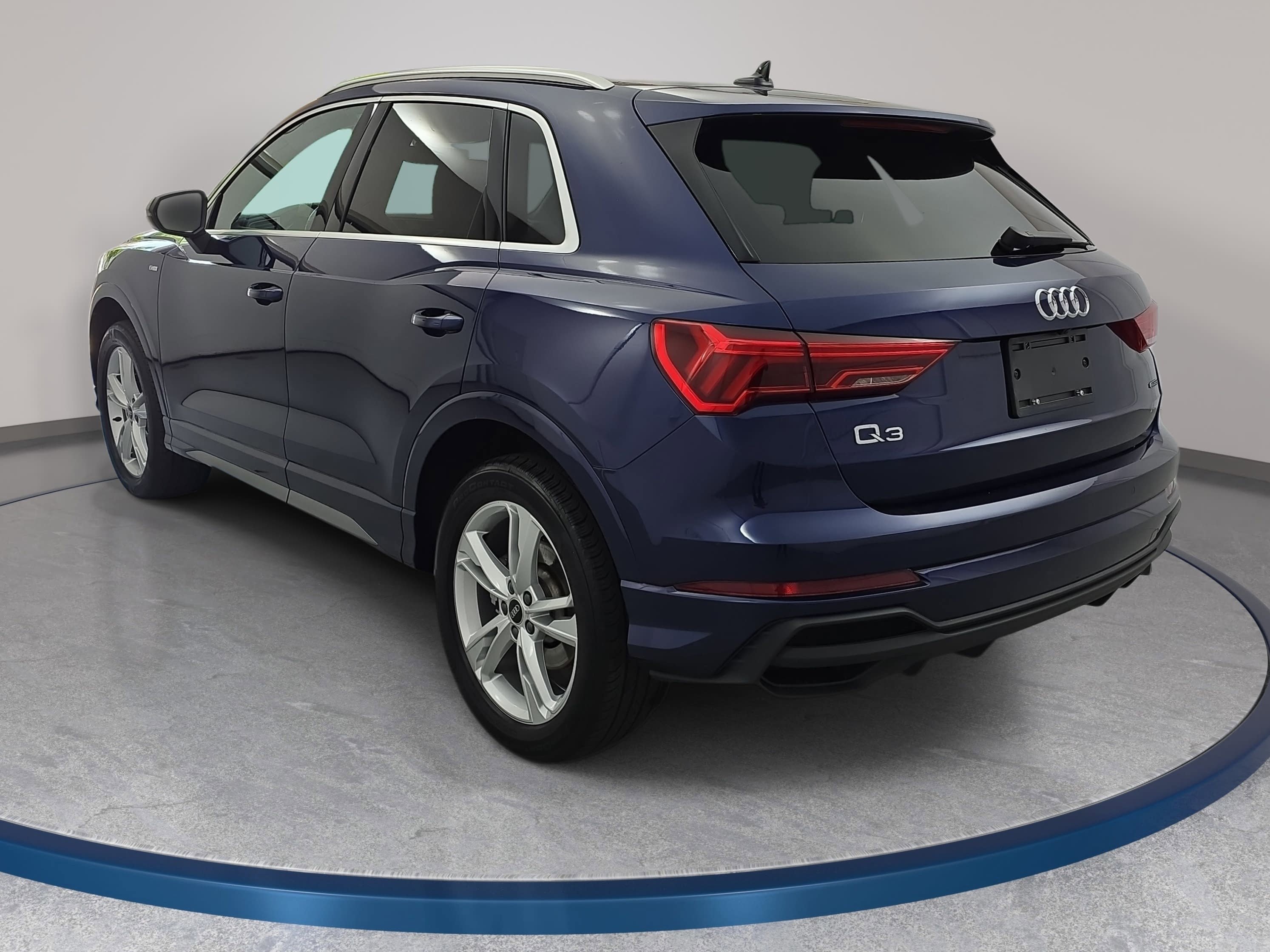 Used 2024 Audi Q3 2.0T Premium Plus AWD/4WD image 7