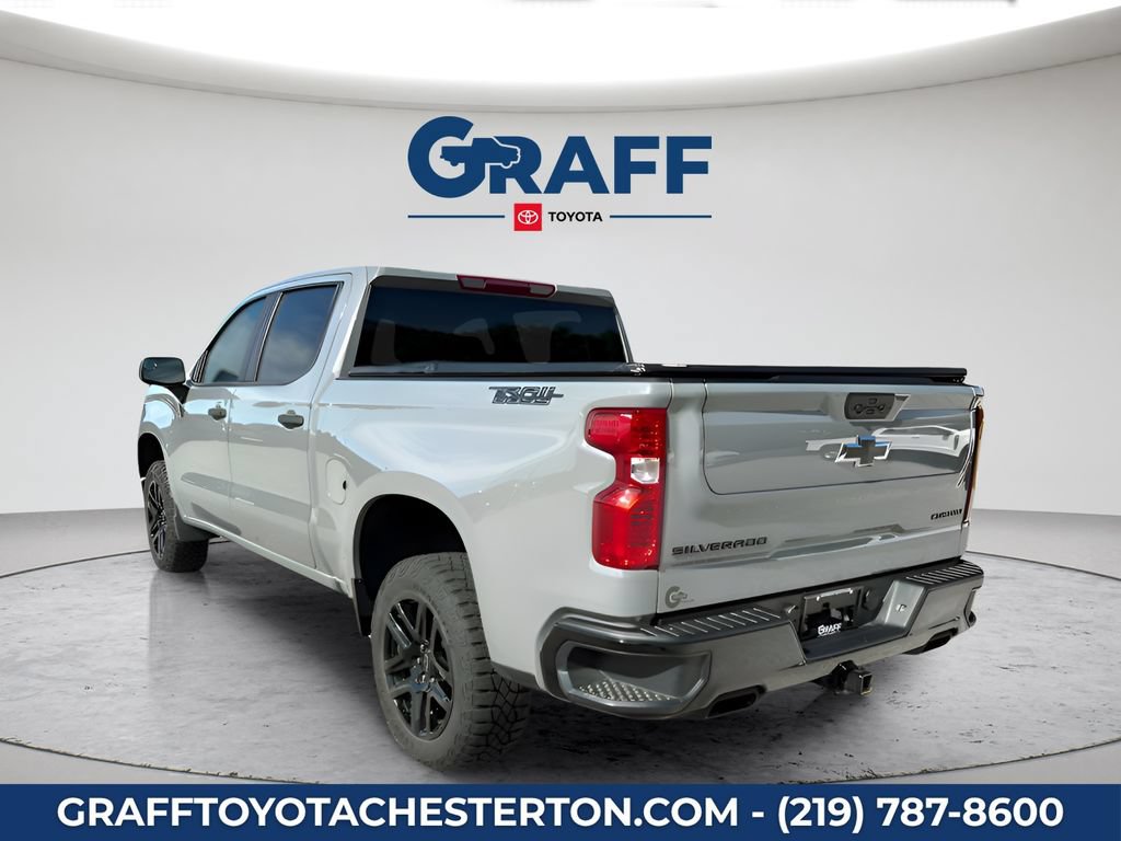 Used 2025 Chevrolet Silverado 1500 Custom Trail Boss w/ Dark Appearance Package AWD/4WD image 9