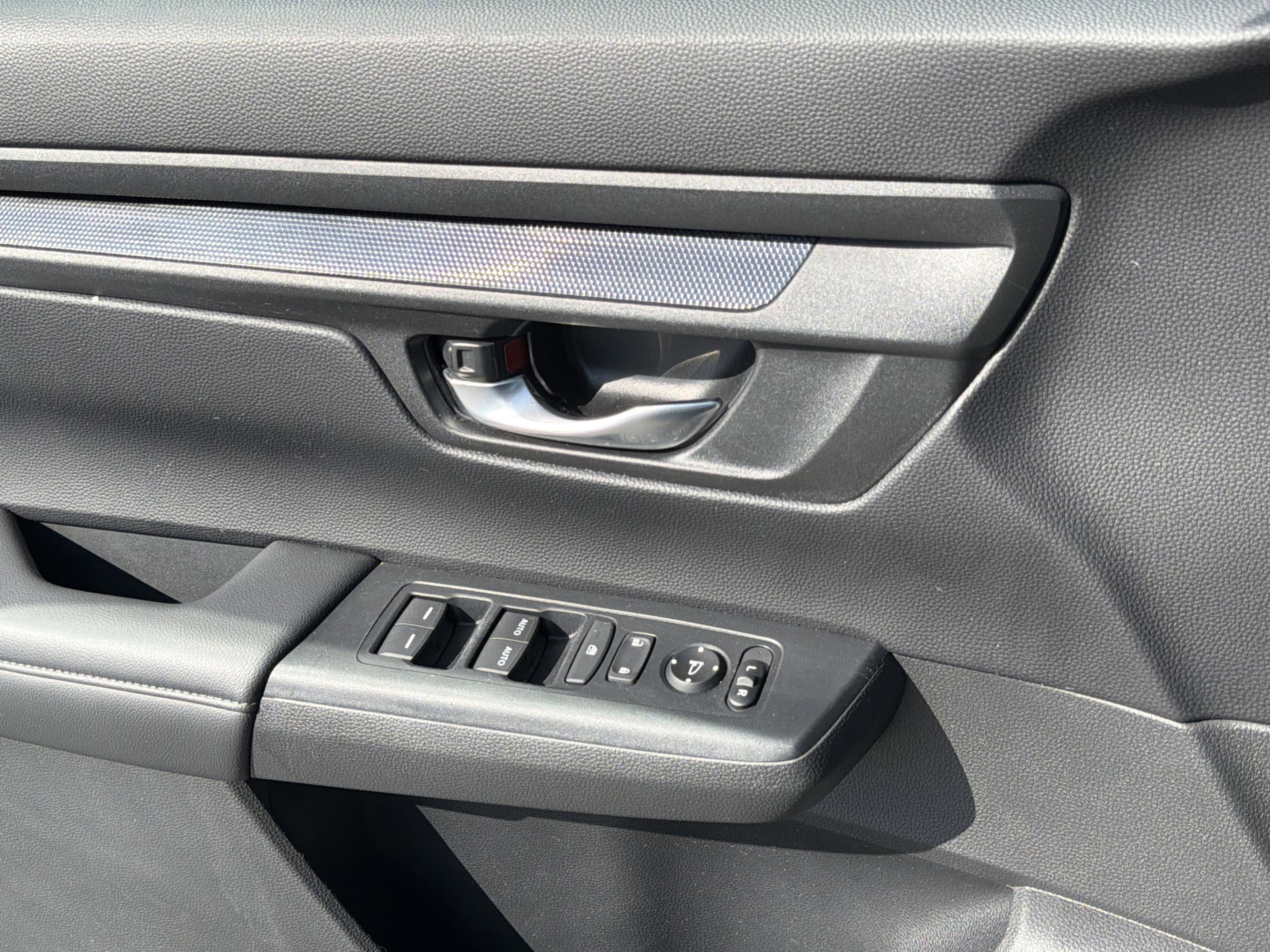 Used 2024 Honda CR-V EX image 25