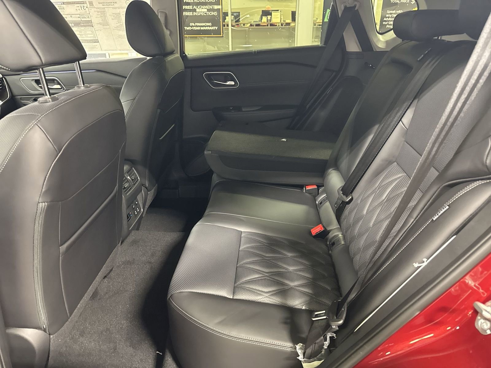 New 2026 Nissan Rogue Platinum w/ Tech Package AWD/4WD image 28