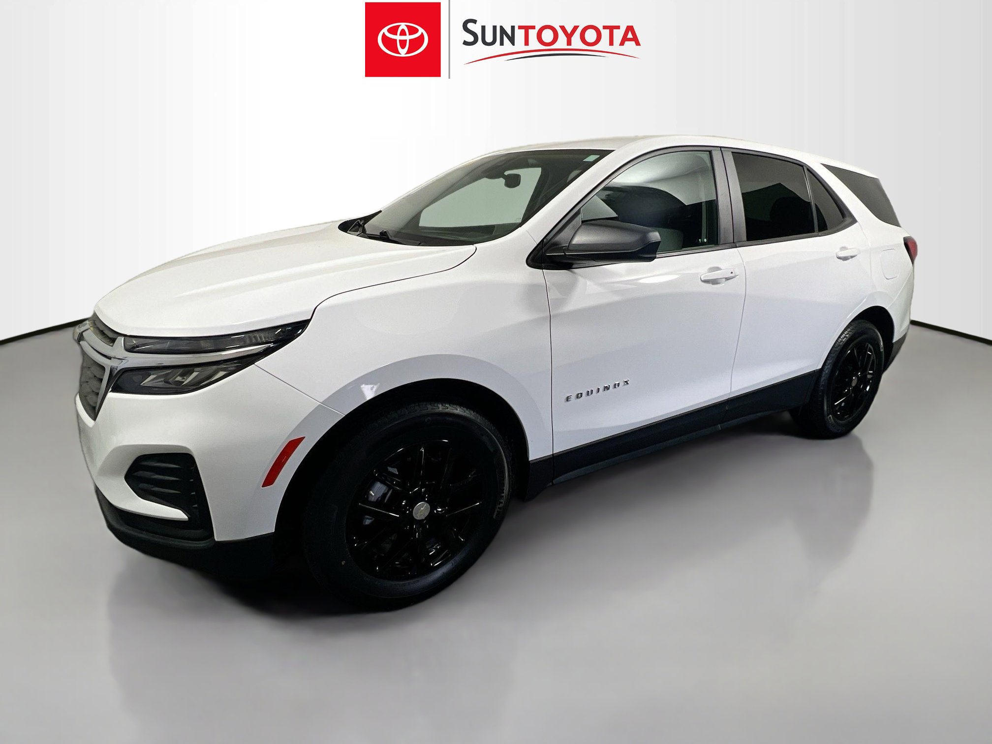 Used 2023 Chevrolet Equinox LS w/ LS Convenience Package image 9