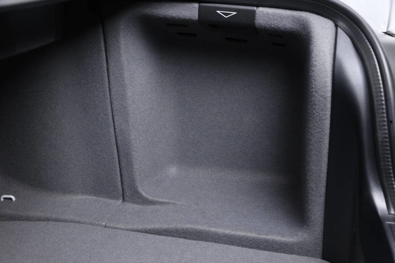 Used 2002 BMW M5 image 62