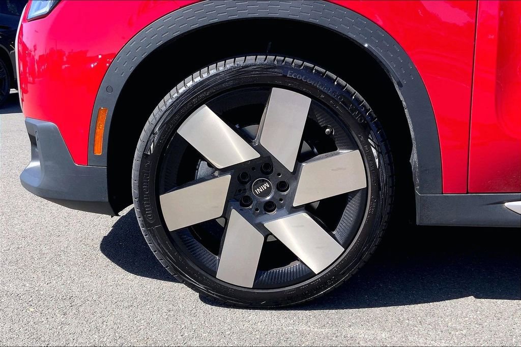 Certified 2025 MINI Cooper Countryman S w/ Comfort Package Max image 10