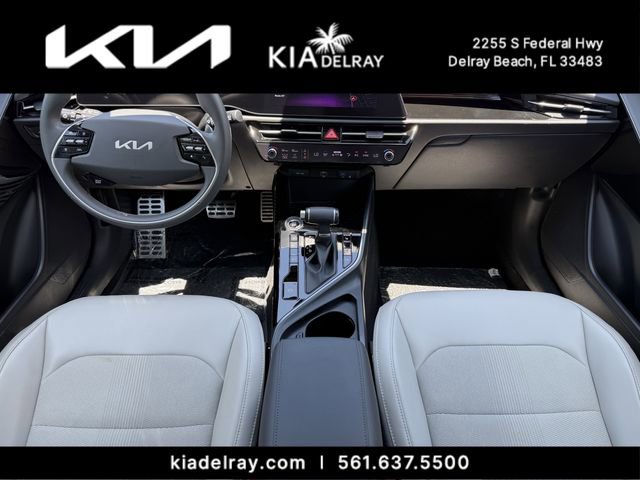 Used 2023 Kia Niro EX Touring FWD image 11