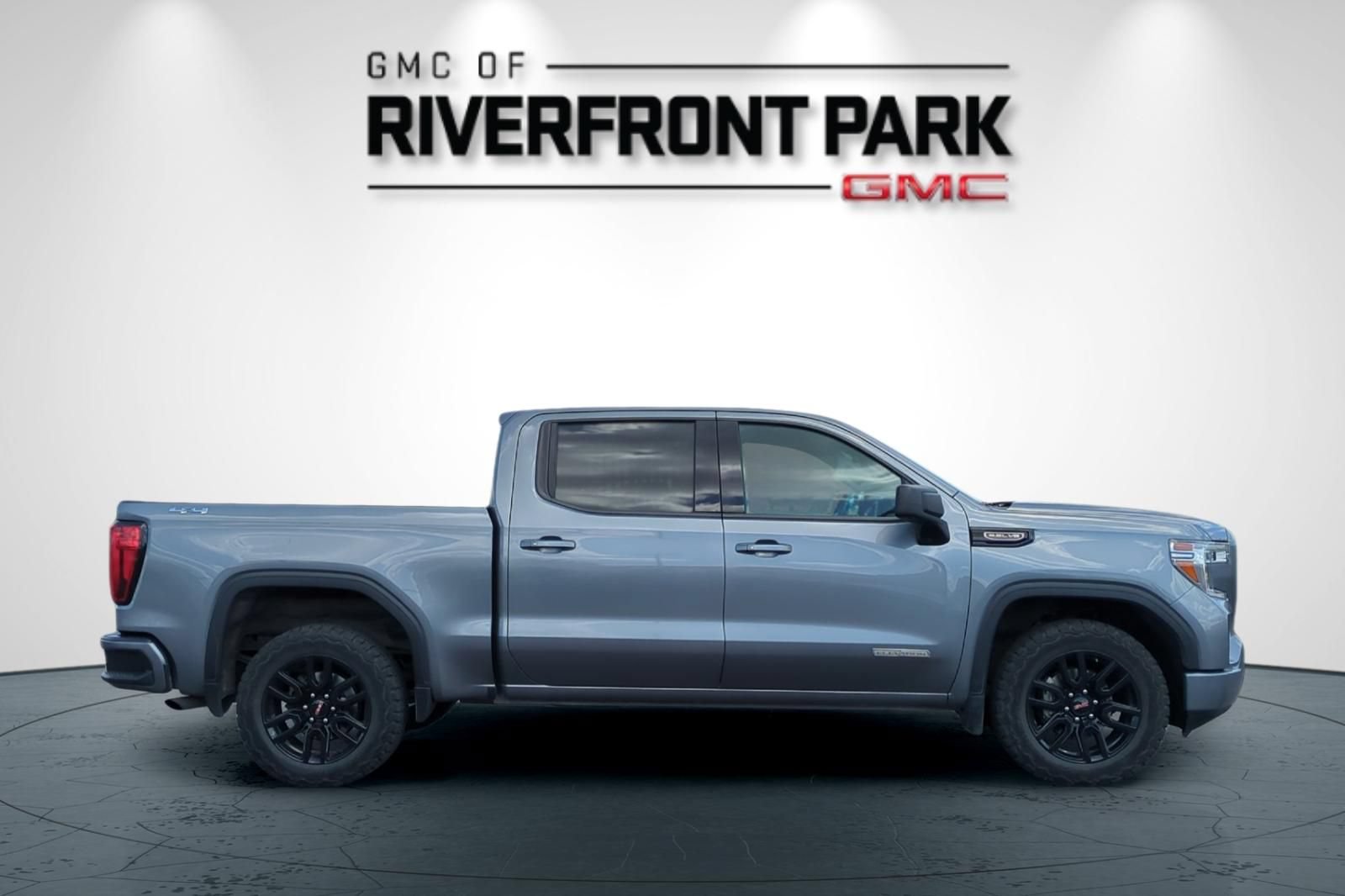 Used 2022 GMC Sierra 1500 Elevation AWD/4WD image 3