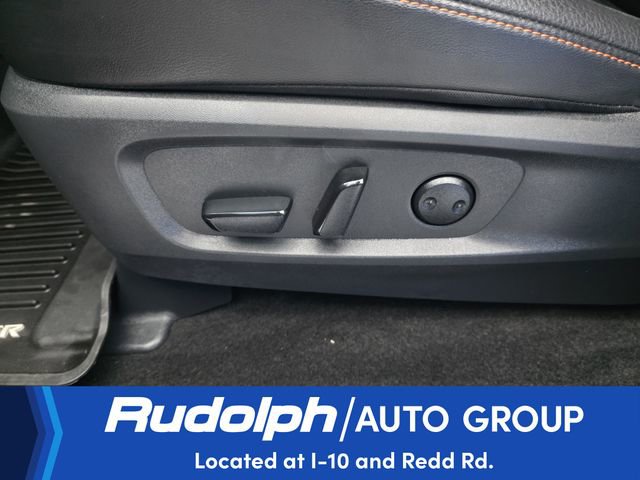 Used 2025 Nissan Pathfinder Rock Creek AWD/4WD image 12