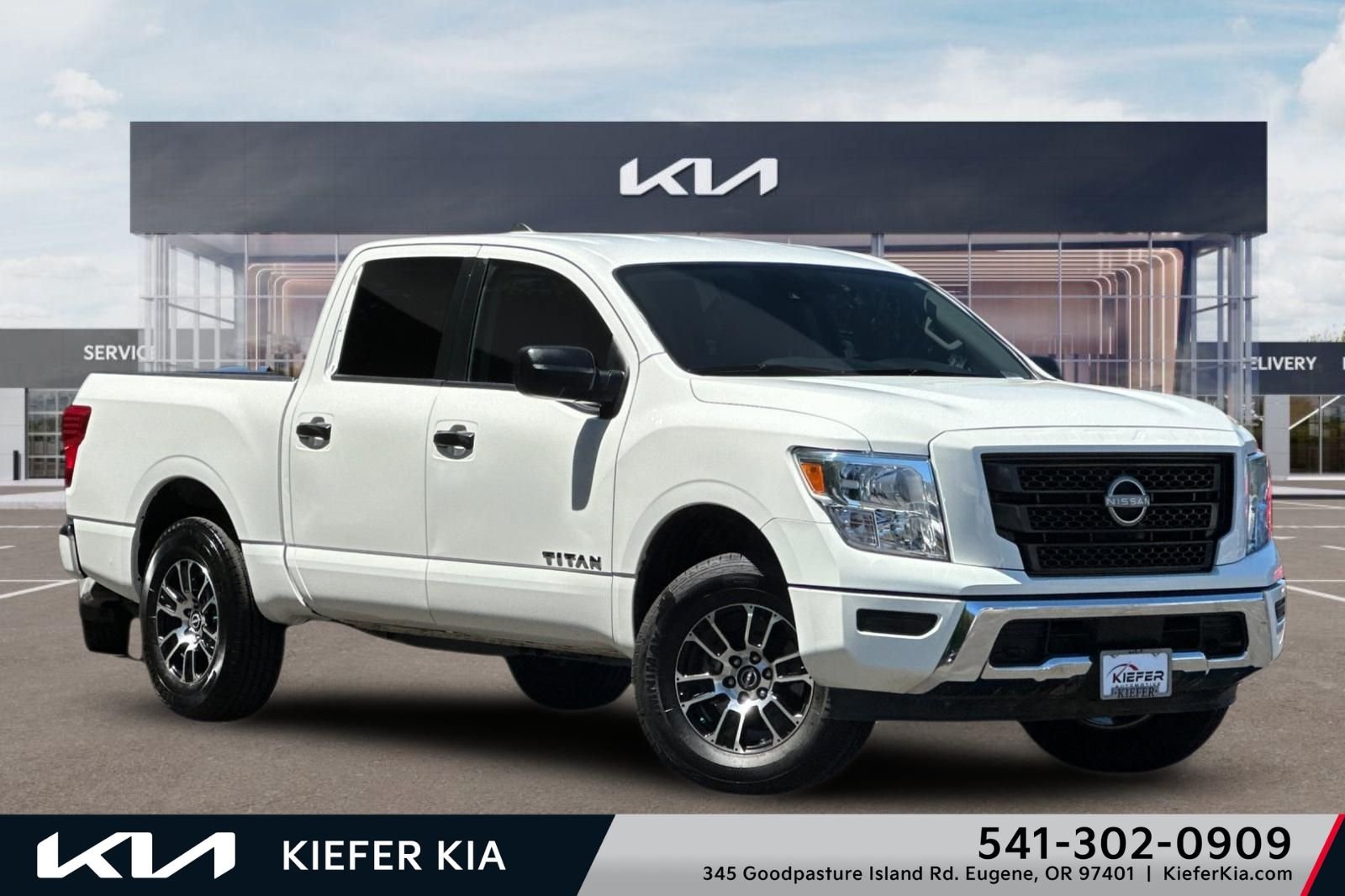 Used 2023 Nissan Titan SV