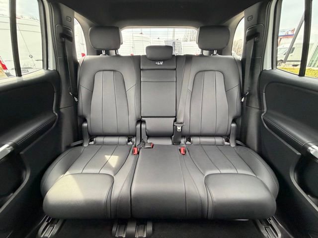 Certified 2022 Mercedes-Benz GLB 250 4MATIC image 15