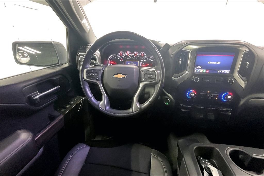 Used 2022 Chevrolet Silverado 2500 LT w/ Convenience Package AWD/4WD image 6