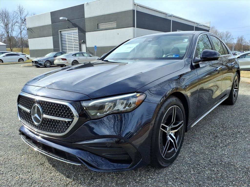 New 2026 Mercedes-Benz E 450 4MATIC Sedan image 2