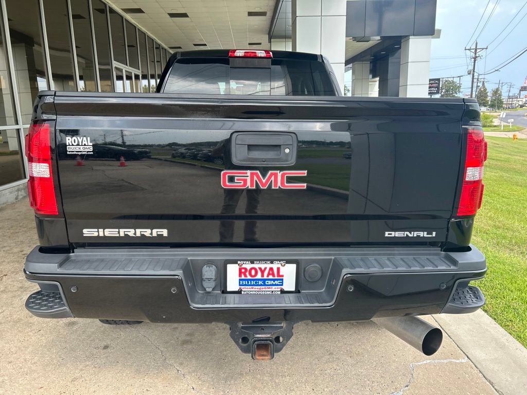Used 2018 GMC Sierra 2500 Denali w/ Duramax Plus Package AWD/4WD image 6