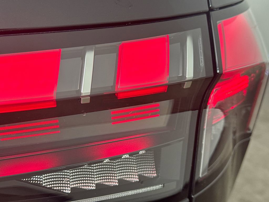 Certified 2026 INFINITI QX80 Autograph w/ Premium Cargo Package image 35