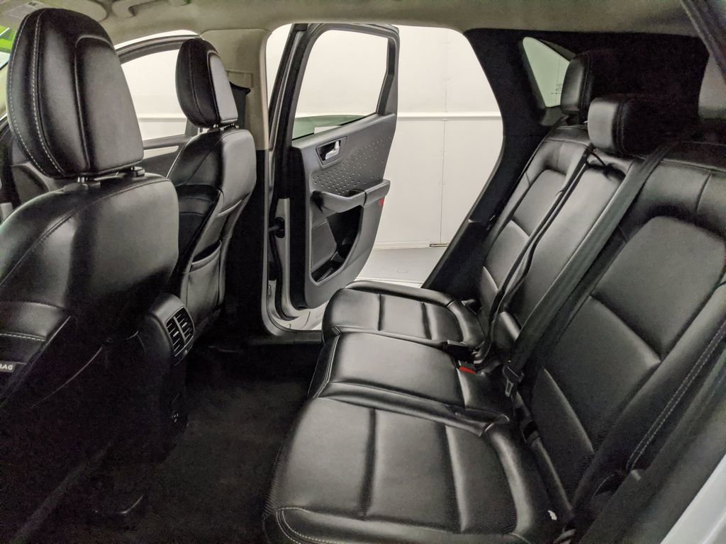 Used 2020 Ford Escape SEL image 18