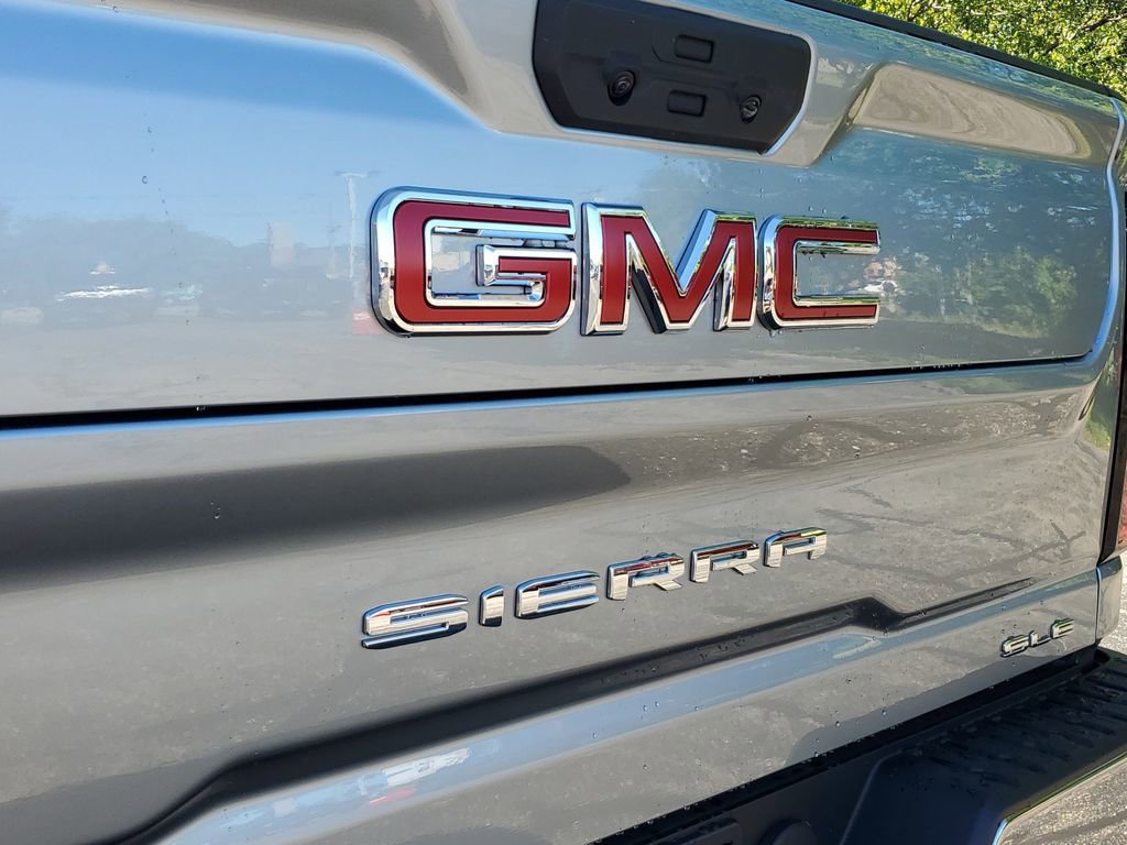 New 2026 GMC Sierra 2500 SLE w/ SLE Value Package; AWD/4WD image 8
