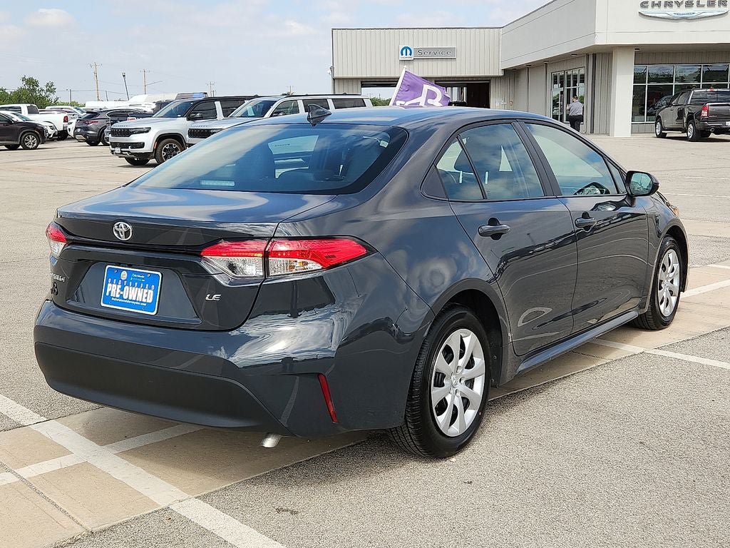Used 2026 Toyota Corolla LE FWD image 4