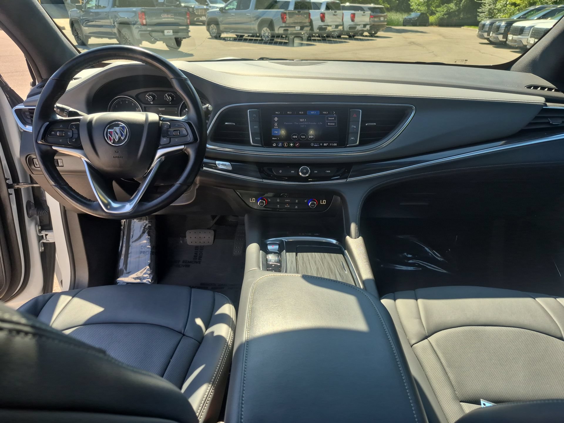 Used 2024 Buick Enclave Essence w/ Experience Buick Package AWD/4WD image 22