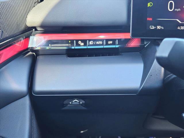 Certified 2025 BMW i5 xDrive40 w/ Executive Package image 16