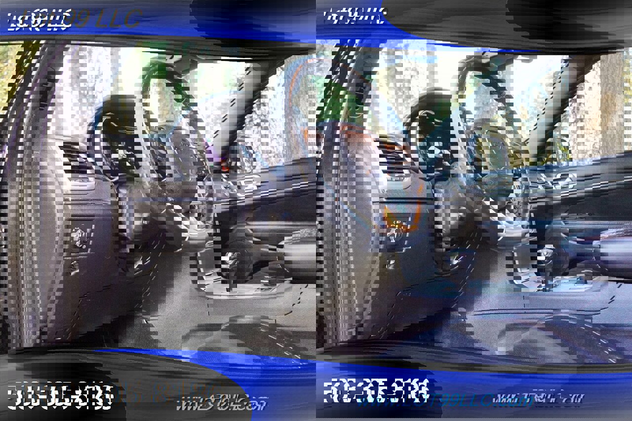 Used 2014 Jeep Grand Cherokee SRT image 2