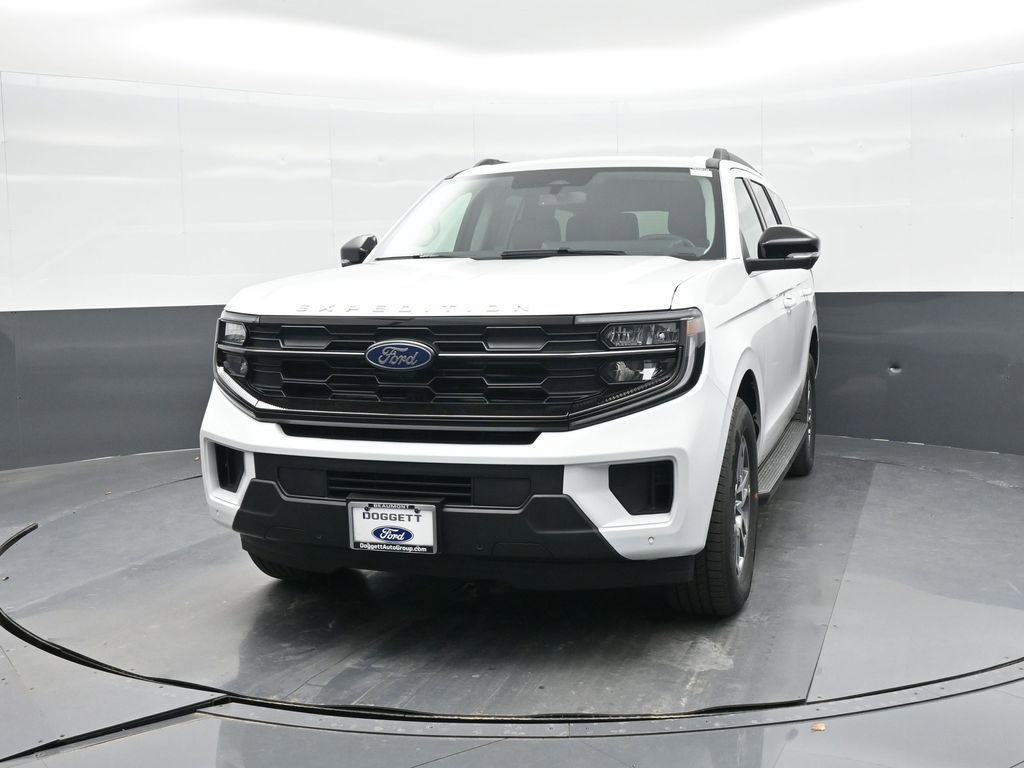 New 2026 Ford Expedition Active image 17