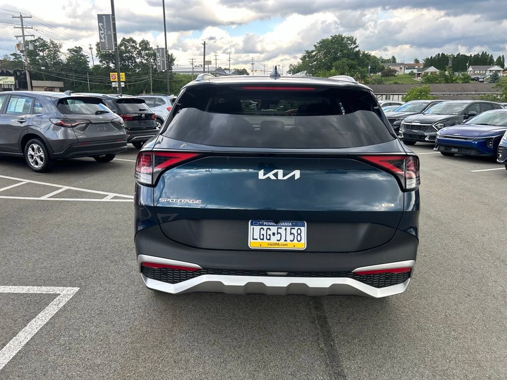 Certified 2023 Kia Sportage EX AWD/4WD image 5