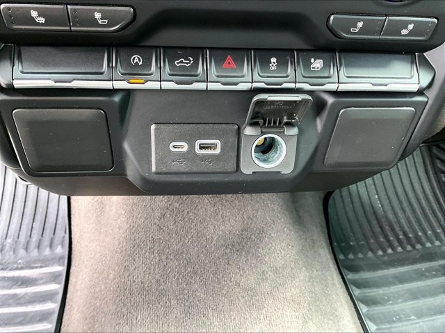 Used 2020 Chevrolet Silverado 1500 RST w/ All-Star Edition RWD image 26