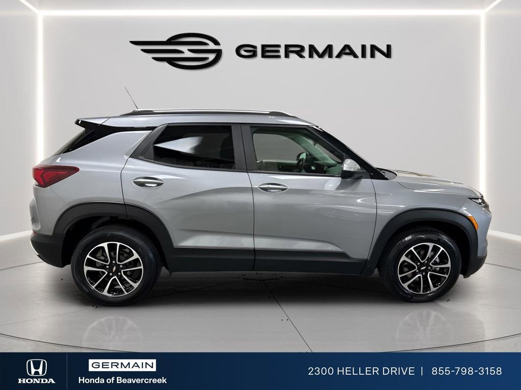 Used 2025 Chevrolet TrailBlazer LT AWD/4WD image 10