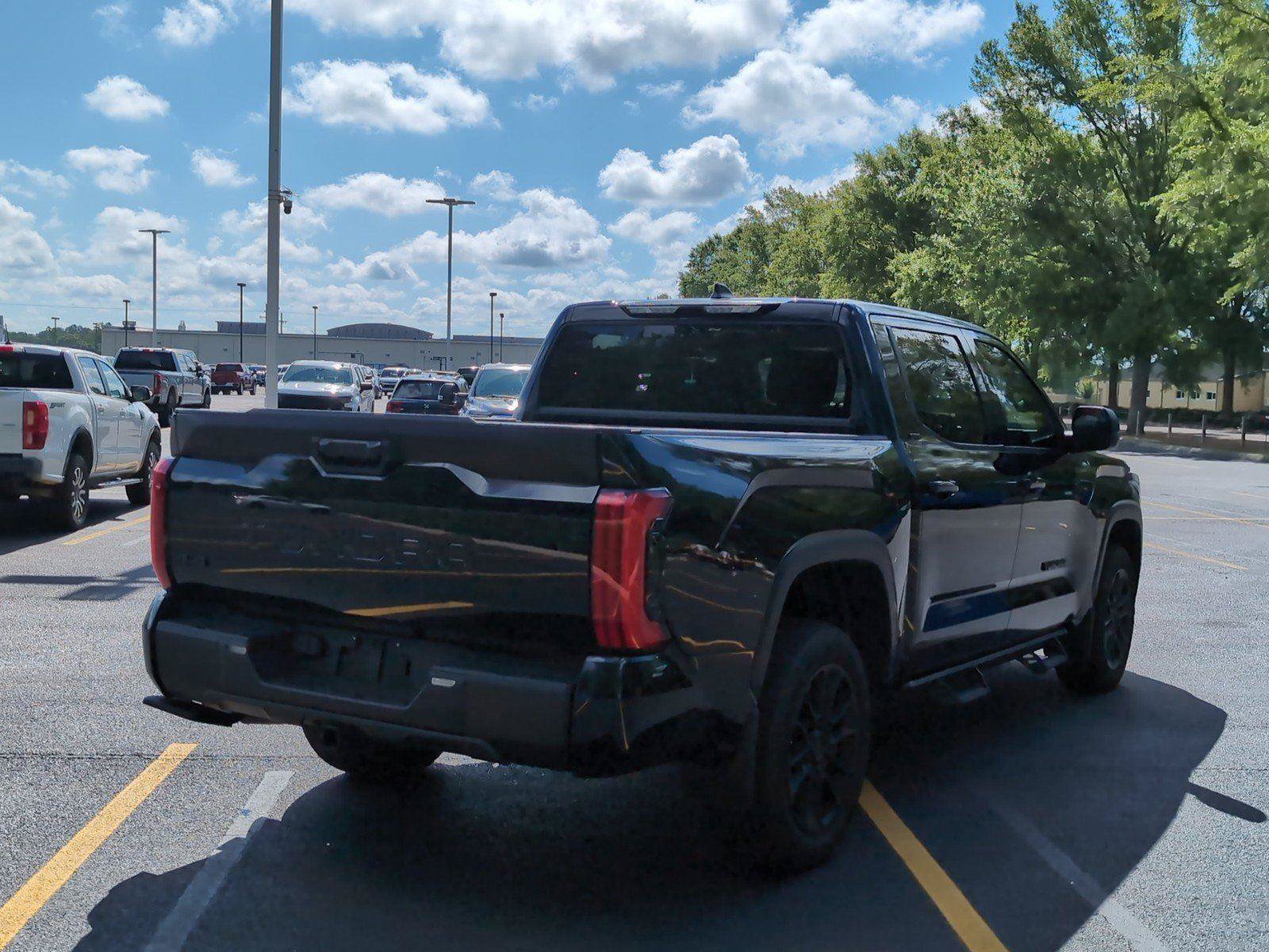 Used 2024 Toyota Tundra SR5 w/ SR5 Premium Package AWD/4WD image 6