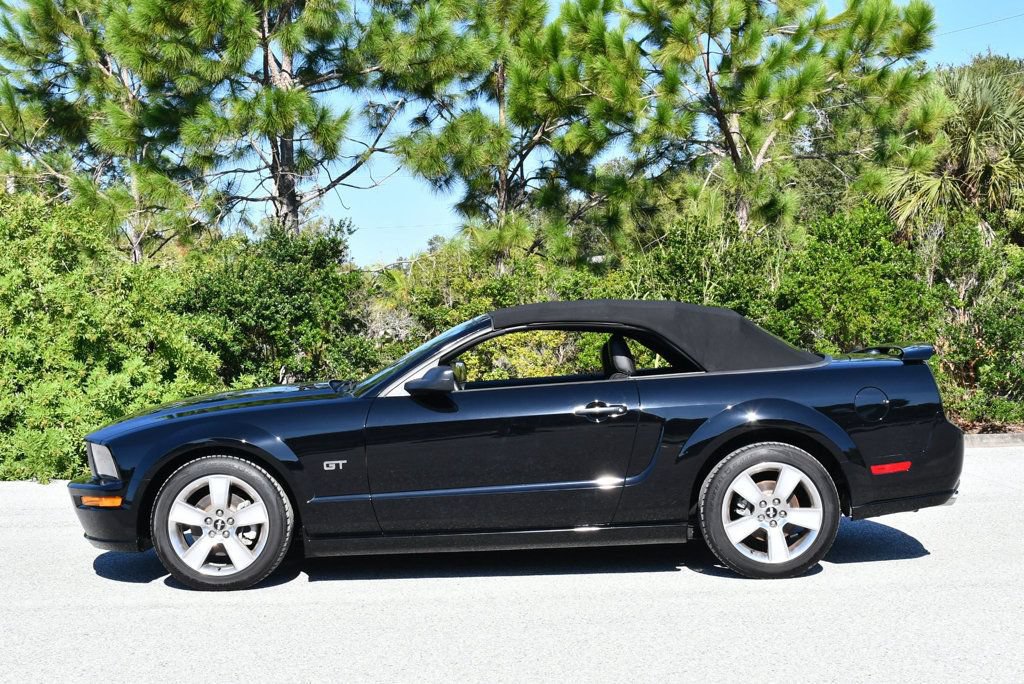 Used 2007 Ford Mustang GT RWD image 33