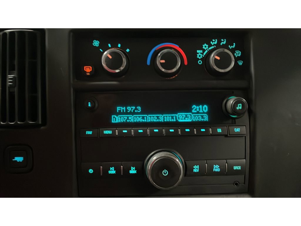 Used 2018 Chevrolet Express 3500 LT w/ LT Preferred Equipment Group RWD image 13