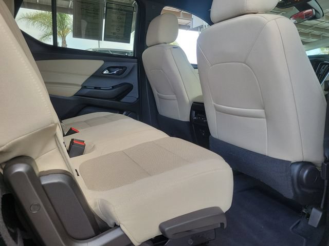 Used 2022 Chevrolet Traverse LS FWD image 24