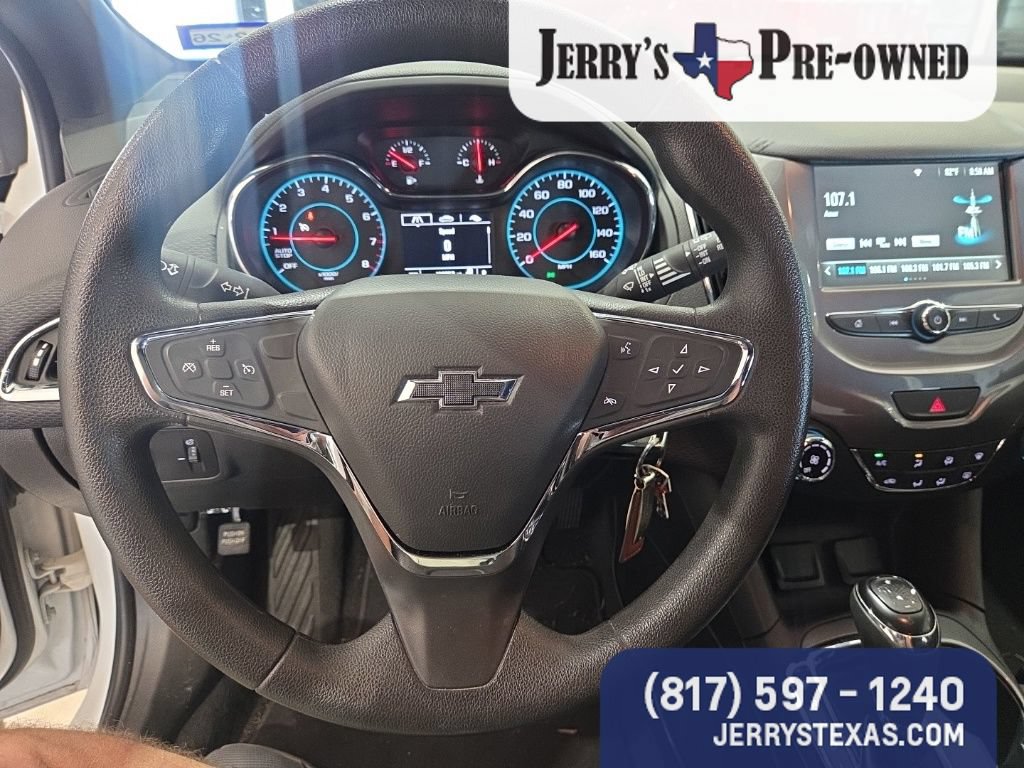 Used 2018 Chevrolet Cruze LT w/ Redline Edition FWD image 13