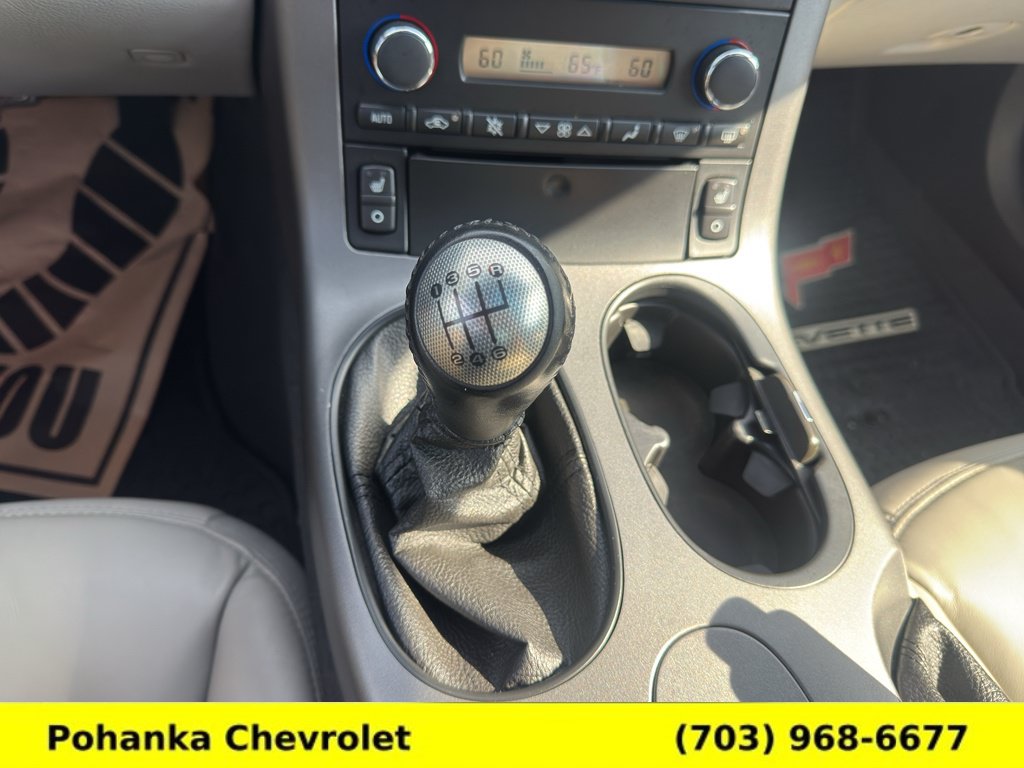 Used 2006 Chevrolet Corvette Coupe w/ Preferred Equipment Group RWD image 14