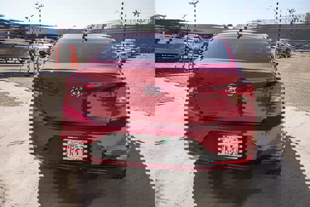 Used 2019 Hyundai Elantra SEL image 8