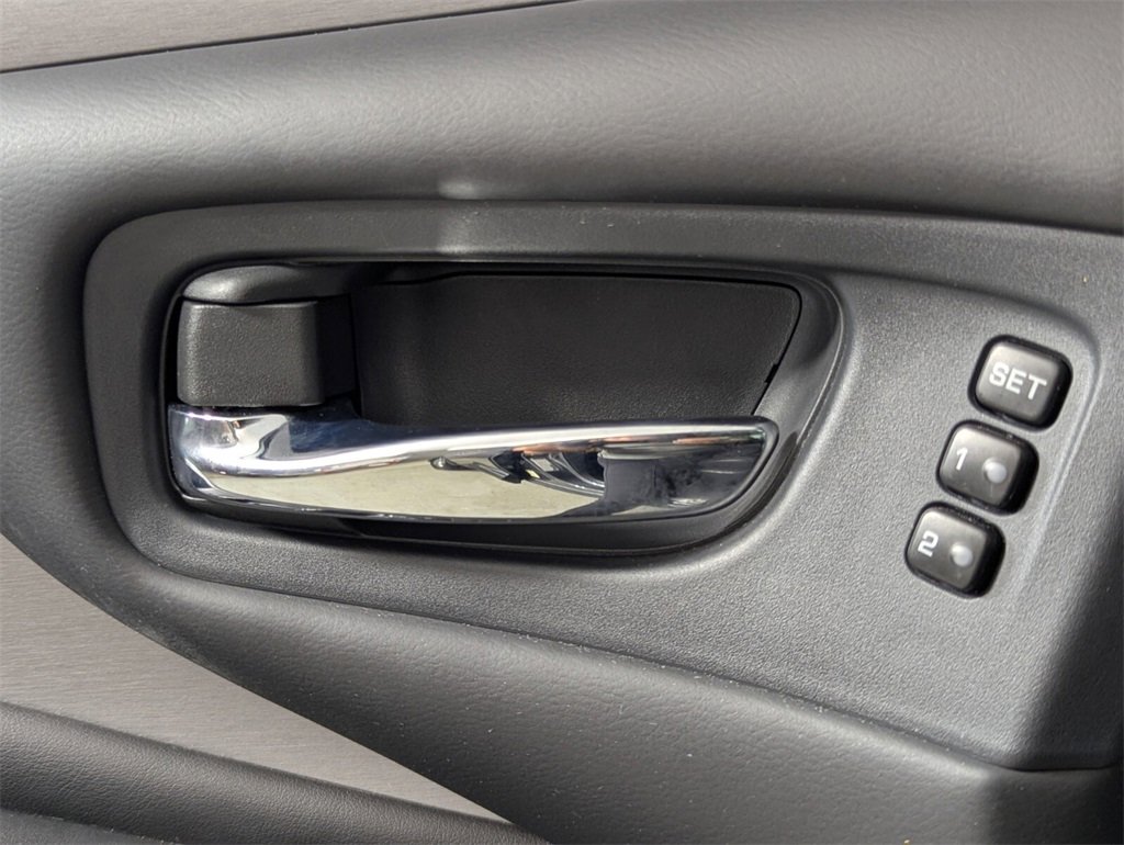 Used 2020 Nissan Murano SL w/ Cargo Package image 15