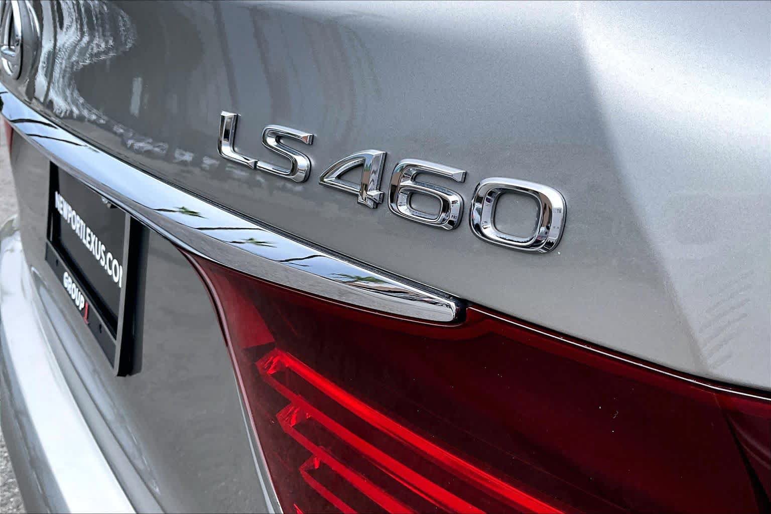 Used 2017 Lexus LS 460 F Sport w/ F Sport Package AWD/4WD image 9