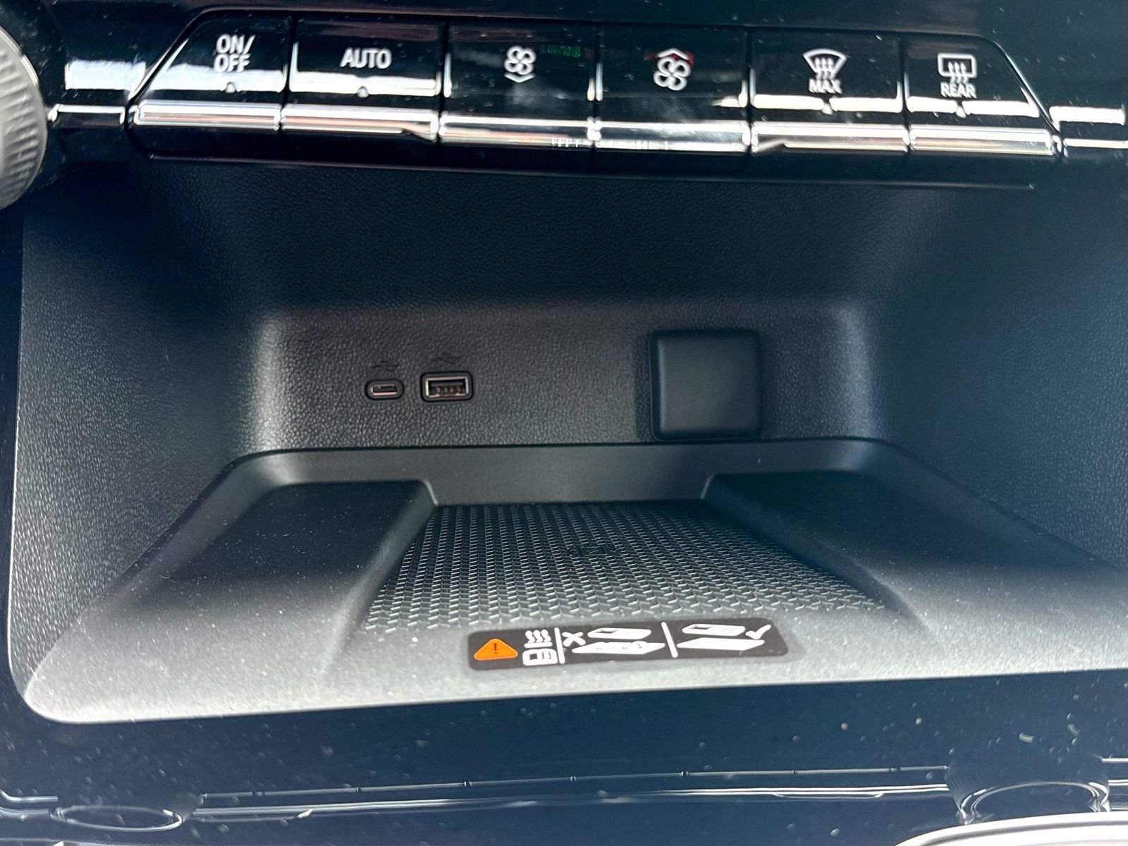 New 2026 Chevrolet Traverse Z71 AWD/4WD image 33